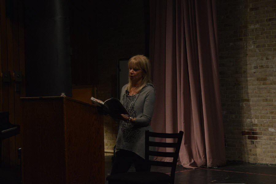 Memoirist Janice Gary sharing her stories in HUM 112