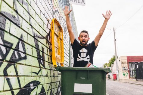 Johnny Cupcakes speaks at AACC
