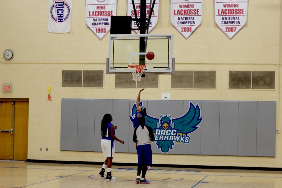 The Women’s Basketball team prepares for the season ahead.