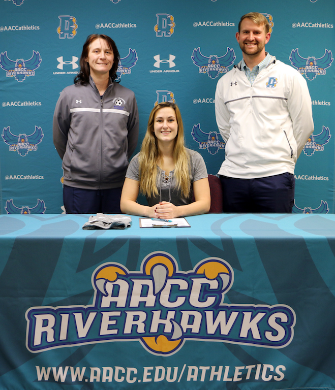 AACC Women’s Soccer recruit Brianna McGowan from Florida will join the team for the 2017 season. 