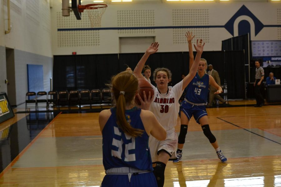 Womens basketball loses 2nd tournament game