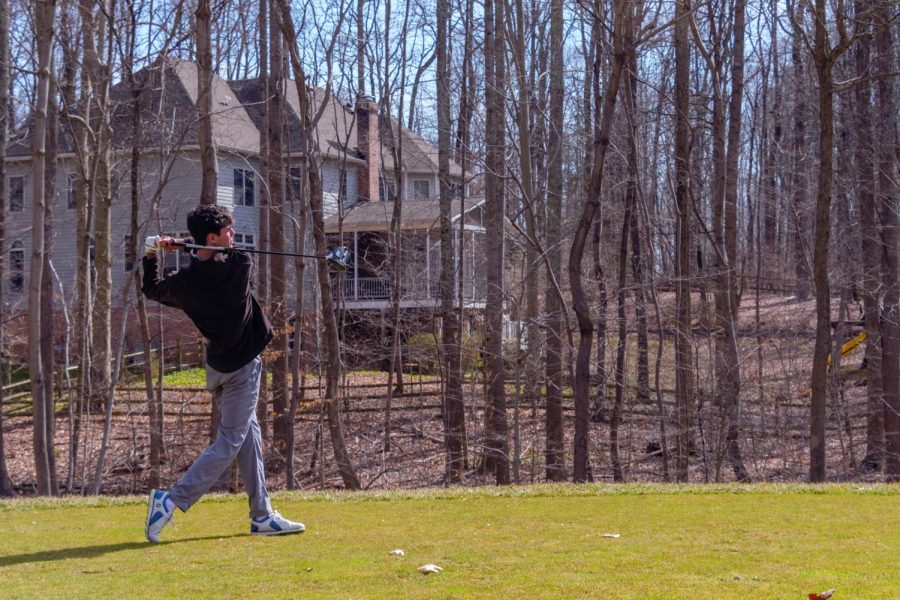 Luke+Schwartz%2C+a+golfer+and+first-year+business+administration+student%2C+led+Riverhawks+Golf+this+season+with+a+fourth-place+finish+in+a+match+at+Hagerstown.
