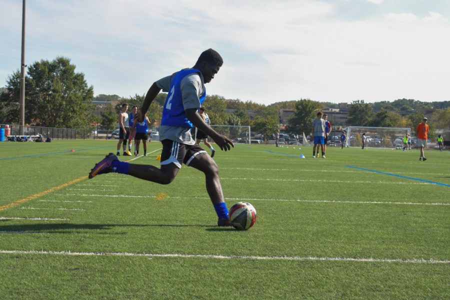 First-year legal studies student Victor Mmandama from the Democratic Republic of Congo joins Men’s Soccer this semester, along with Joba Malomo from Ghana and Ousman Leigh from Ontario.