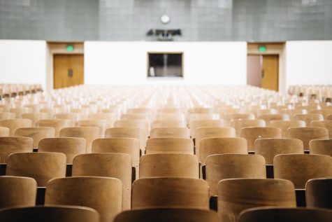 Faculty wonder how they’ll adjust to online teaching