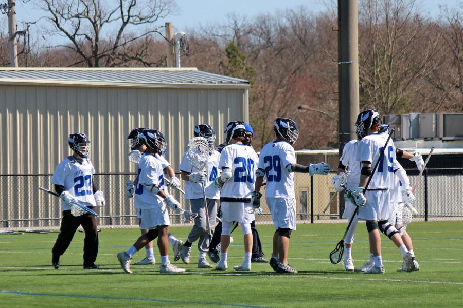 Athletes and coaches say player experience and flexibility will make the spring season a good one. Shown, the Men’s Lacrosse team in 2020. 