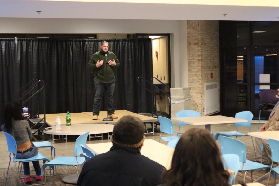 Students, faculty perform at Hispanic Heritage poetry slam