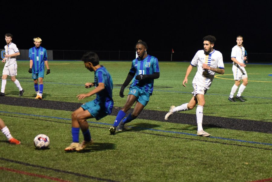 Both men's and women's soccer squads got shut in the first round in the National Junior College Athletic Association Division III national tournament.