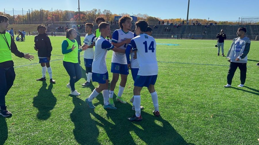 The+Riverhawks+beat+the+Prince+George+Community+College+Owls+1-0+to+win+the+National+Junior+College+Athletic+Association+Region+20+championship+tournament.