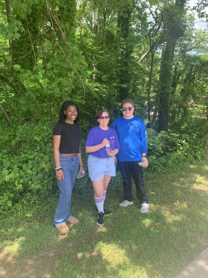 From left to right, SGA members Rabiyatou Bah, Abigail Billovits-Hayes and Conor Curran at the nature walk on Monday. 