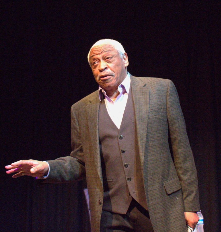 Journalist-turned-actor+Ron+Canada+came+to+AACC+to+speak+to+a+crowd+of+students%2C+faculty+and+community+members+about+his+career+as+an+actor+and+what+it+means+to+be+a+performer.+%0A