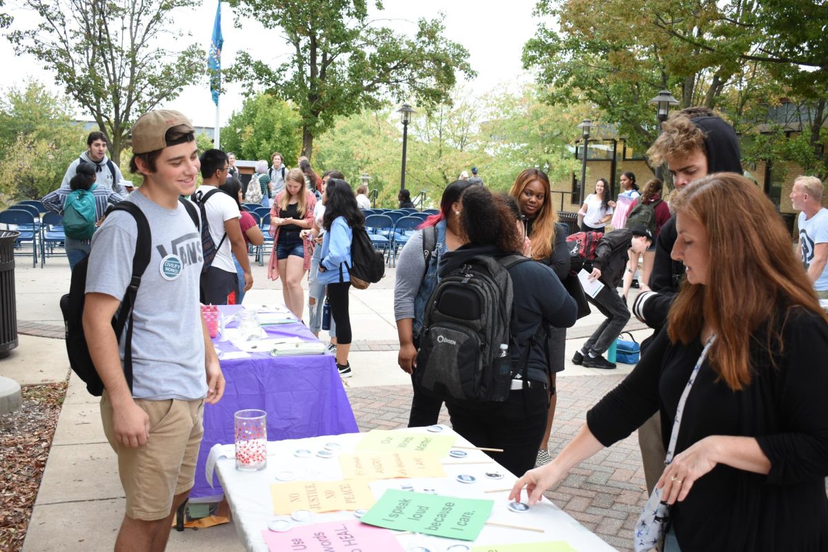 Civility is a skill that can be acquired—and it’s important to cultivate it. Shown, a Civility Matters event, hosted by the communications faculty, on the Quad.