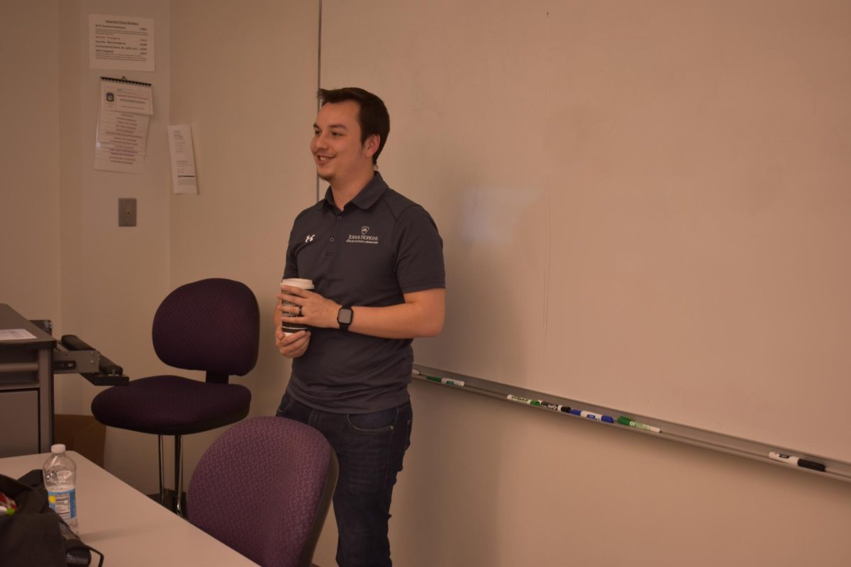Nate Ho, a wireless network engineer from Johns Hopkins university, visited AACC to speak with students from the Cyber Defense Club.